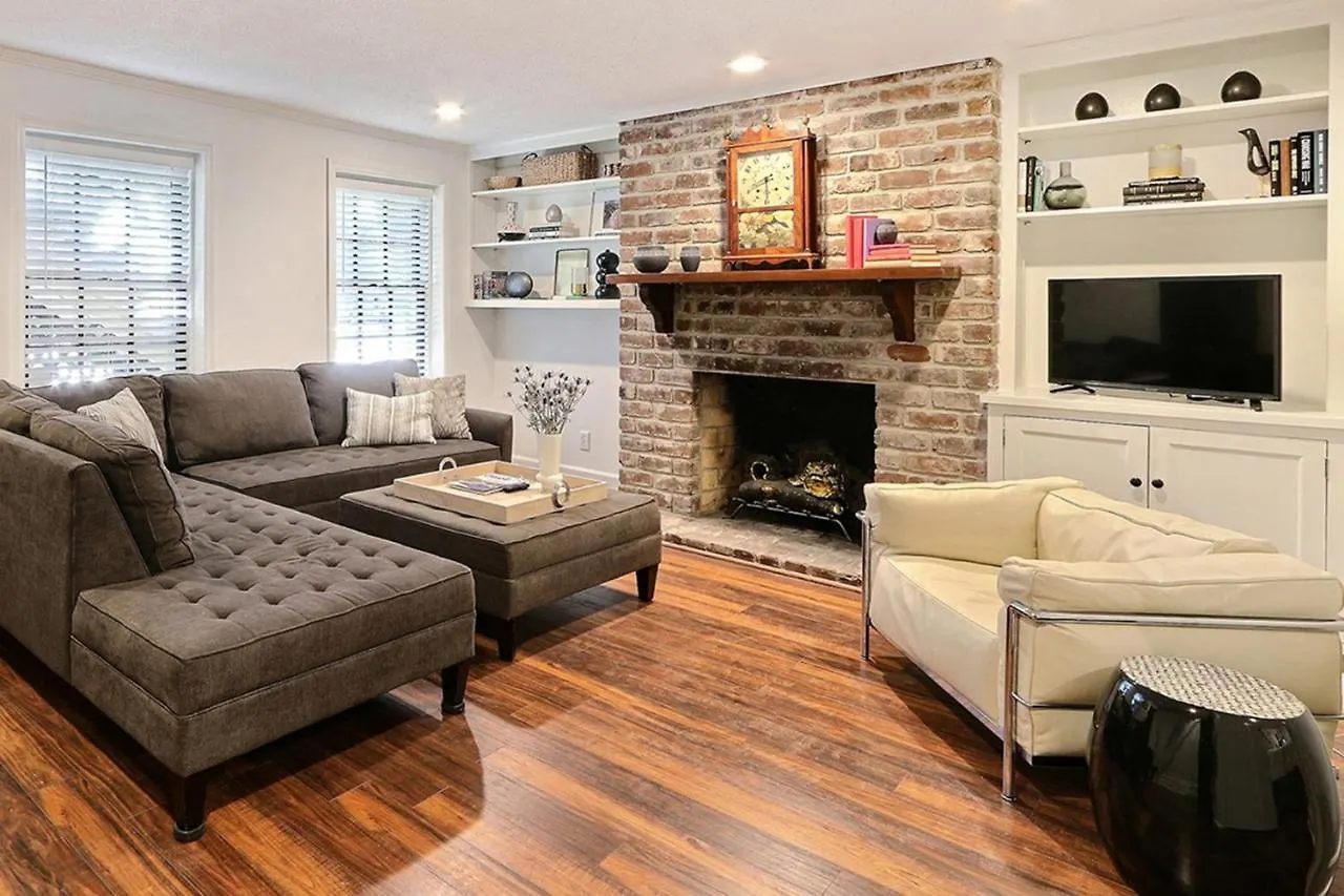 Isaac Laroche Garden Apartment Savannah