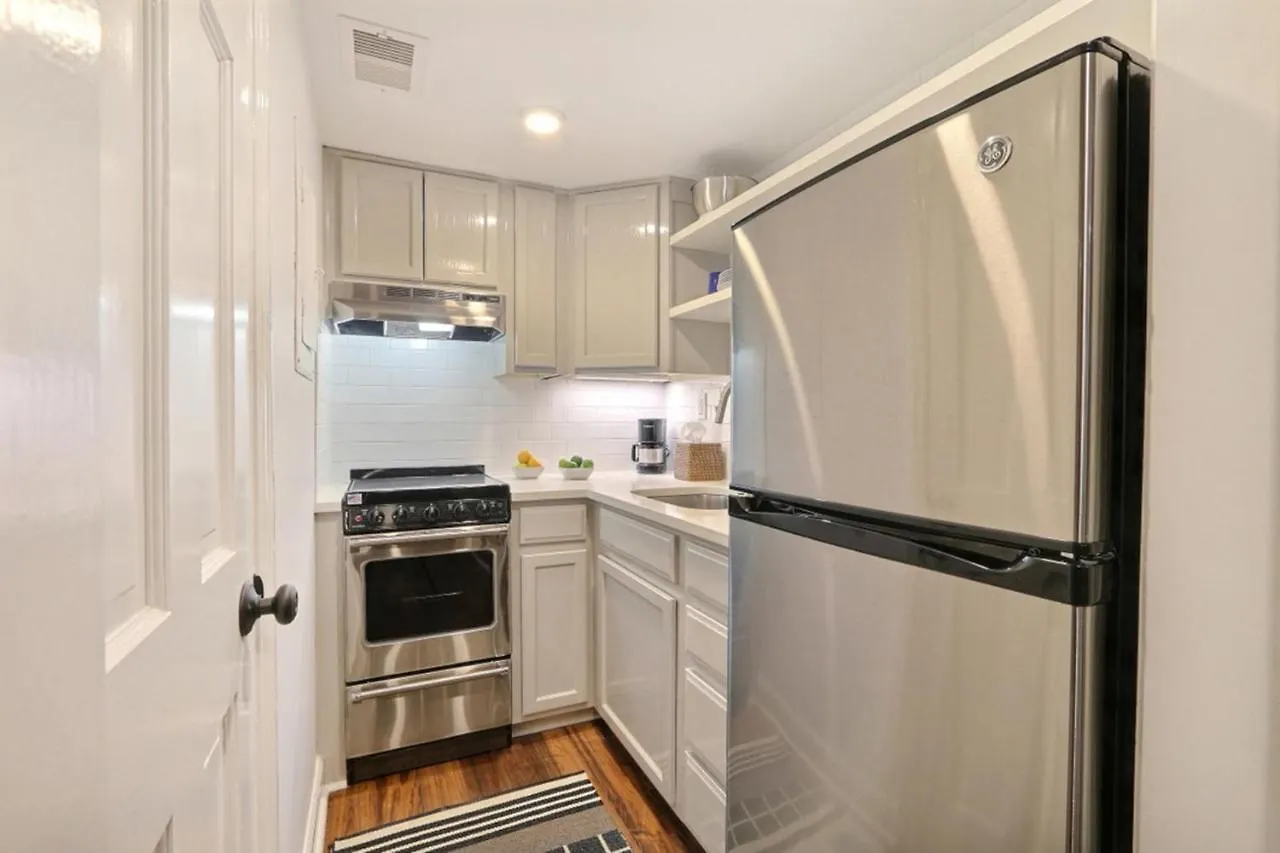 Isaac Laroche Garden Apartment Savannah