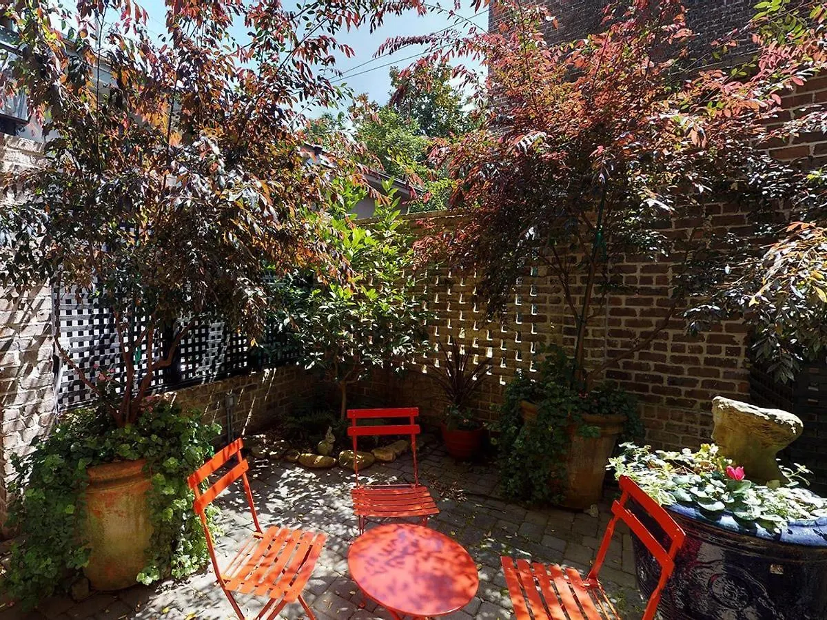 Isaac Laroche Garden Apartment Savannah