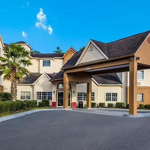 Hotel Red Roof Plus+ & Savannah - I-95, Georgetown